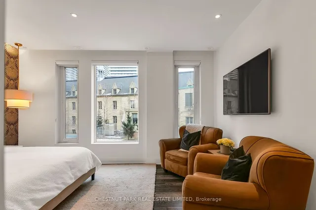 Additional image 21 of 63 St Mary St Unit TH 2