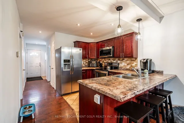 Additional image 11 of 76 Park Row