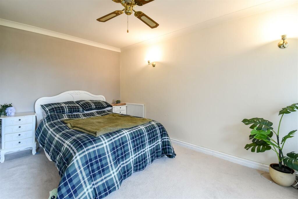 Additional image 21 of Viaduct View, Porthkerry, Rhoose