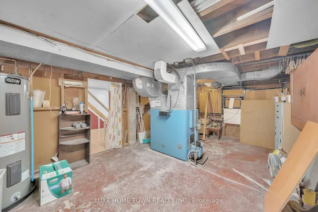 Additional image 26 of 102 Brenda Cres