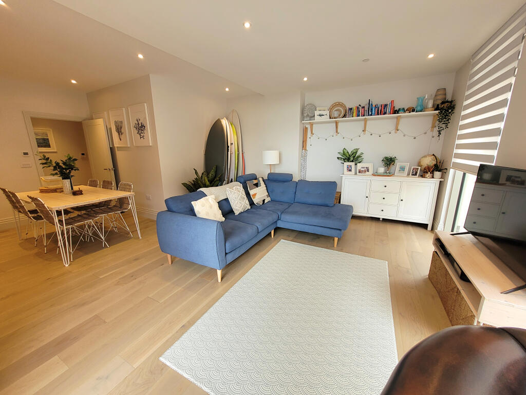 Additional image 6 of APARTMENT 3, THE REST, REST BAY, PORTHCAWL, CF36 3UP