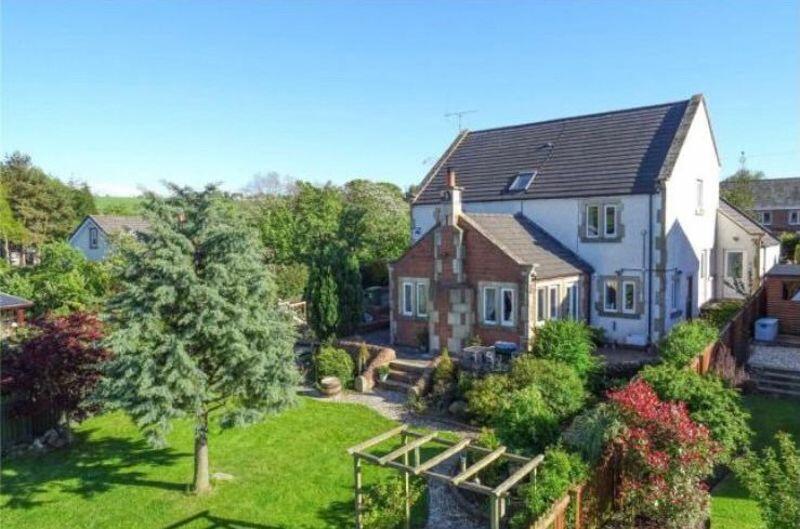 Additional image 29 of Forella, Ainstable