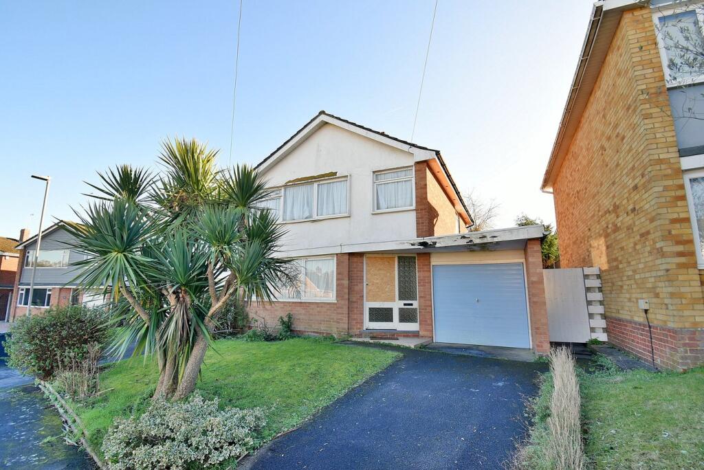 Additional image 13 of Heath Farm Road, Ferndown, BH22