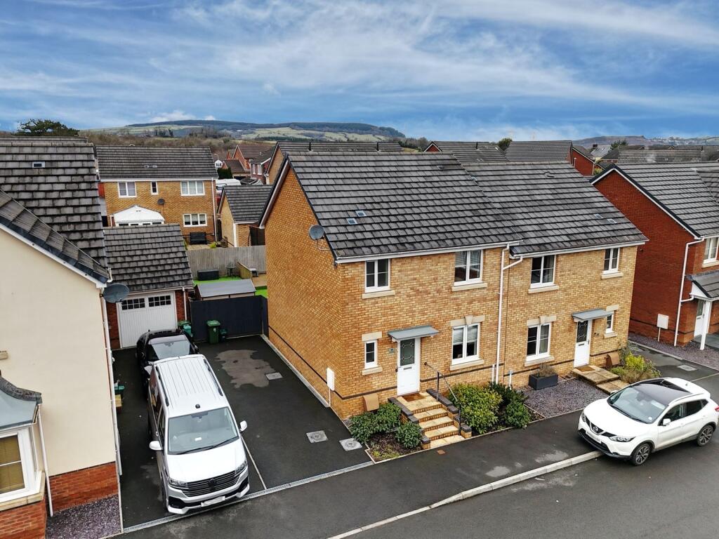 Primary image of Bryn Meurig, Llanharry, Rhondda Cynon Taf, CF72 9FY