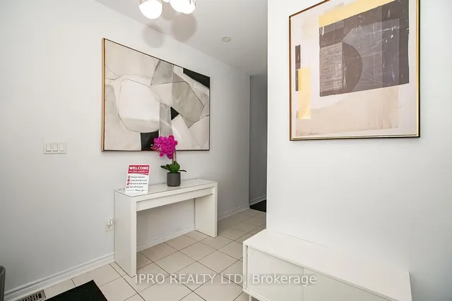 Additional image 29 of 612 Kennedy Circ