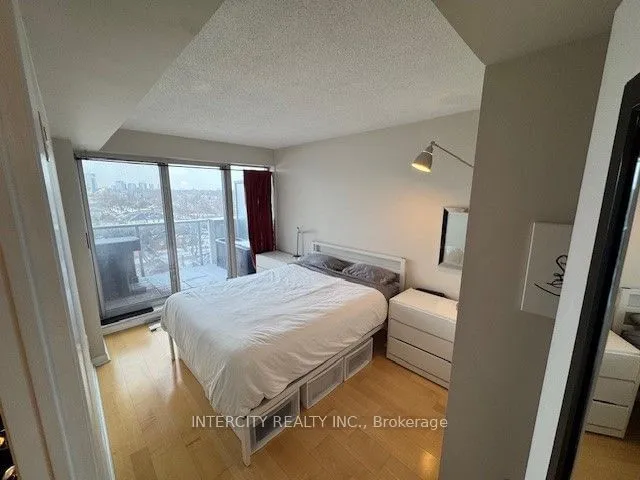 Additional image 17 of 1050 The Queensway Ave Unit 712