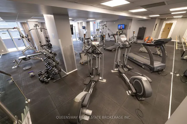 Additional image 5 of 320 Richmond St Unit 208