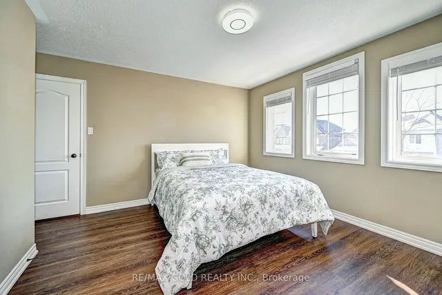 Additional image 17 of 238 David Elsey St