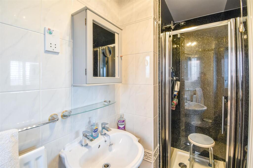 Additional image 18 of Clos Yr Wylan, Barry