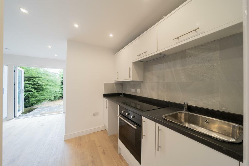 Additional image 31 of East O' Hills Close, Heswall, Wirral, CH60