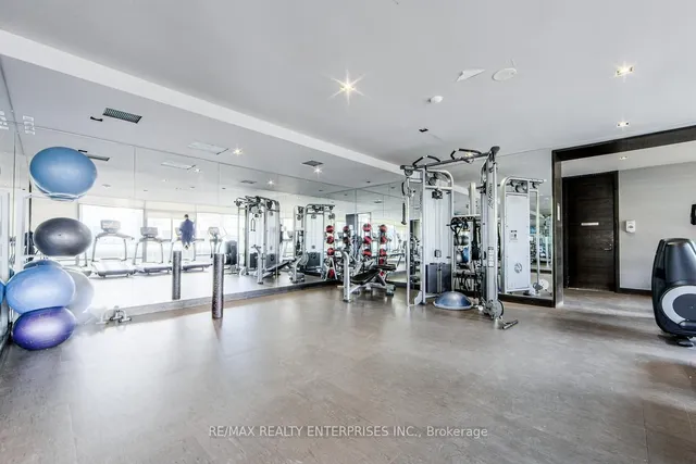 Additional image 36 of 18 Yorkville Ave Unit 315