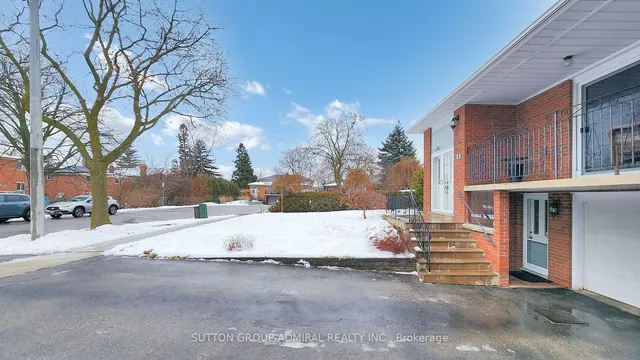 Additional image 3 of 23 St. Paschal Crt