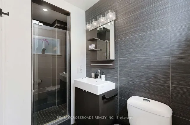 Additional image 18 of 52A Cedar Brae Blvd