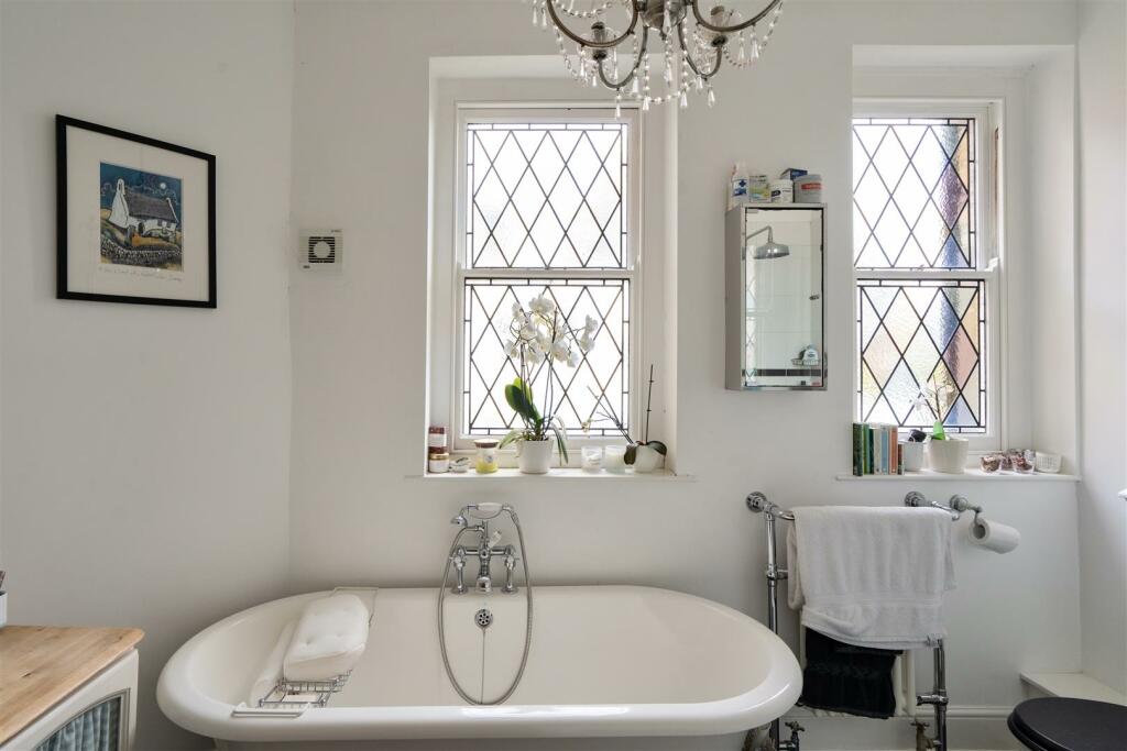 Additional image 25 of Plymouth Road, Penarth