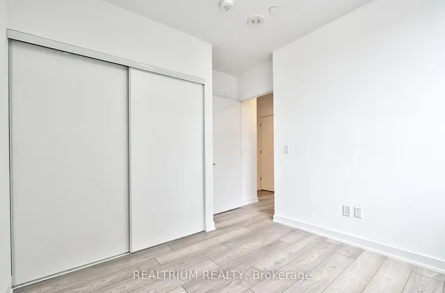 Additional image 14 of 8 Tippett Rd Unit 215