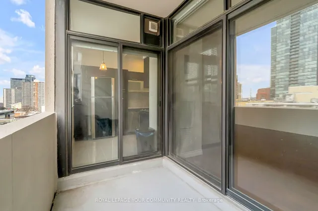 Additional image 25 of 86 Gloucester St Unit 1408