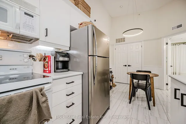 Additional image 9 of 4013 Kilmer Dr Unit 404