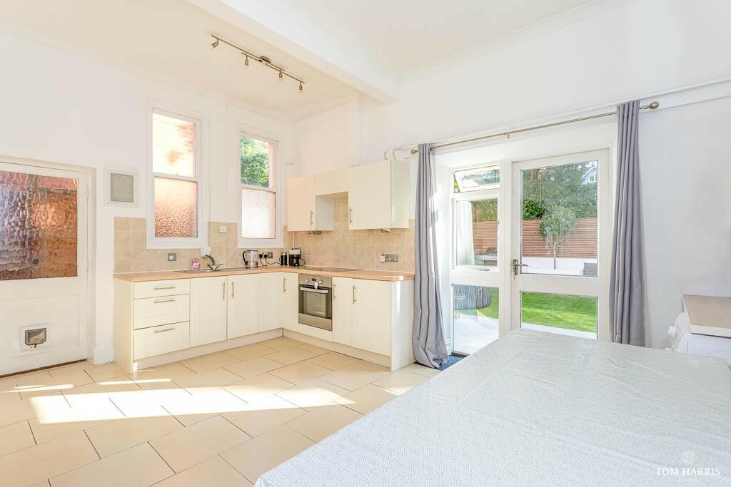 Additional image 4 of Stourcliffe Avenue, Bournemouth, Dorset, BH6