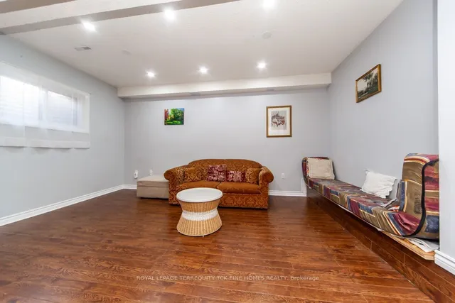 Additional image 35 of 79 Black Hawk Way