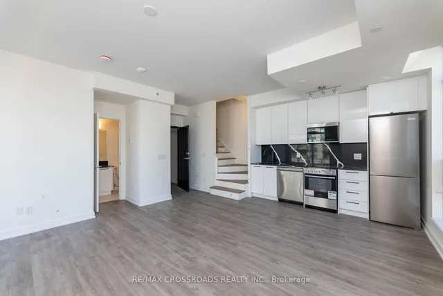 Additional image 10 of 871 Sheppard Ave Unit TH11