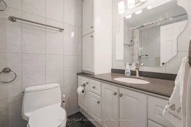 Additional image 23 of 221 Churchill Ave