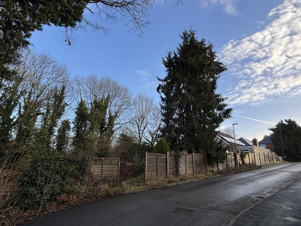 Additional image 11 of 59 Mount Drive, Park Street, St. Albans, Hertfordshire, AL2