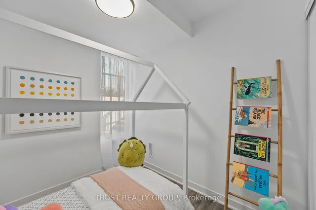 Additional image 11 of 10 Ed Clark Gdns Unit TH16