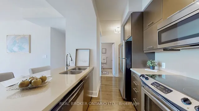 Additional image 13 of 26 Norton Ave Unit 1803