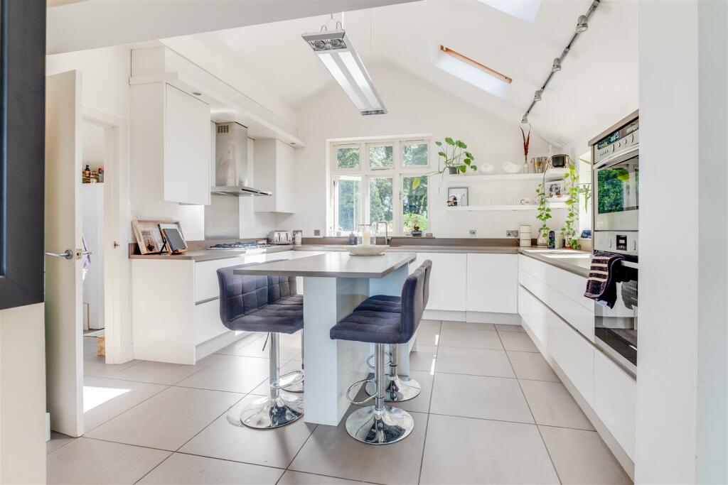 Additional image 11 of Peerswood Bungalow and Cottage, Station Road, Burton, Cheshire