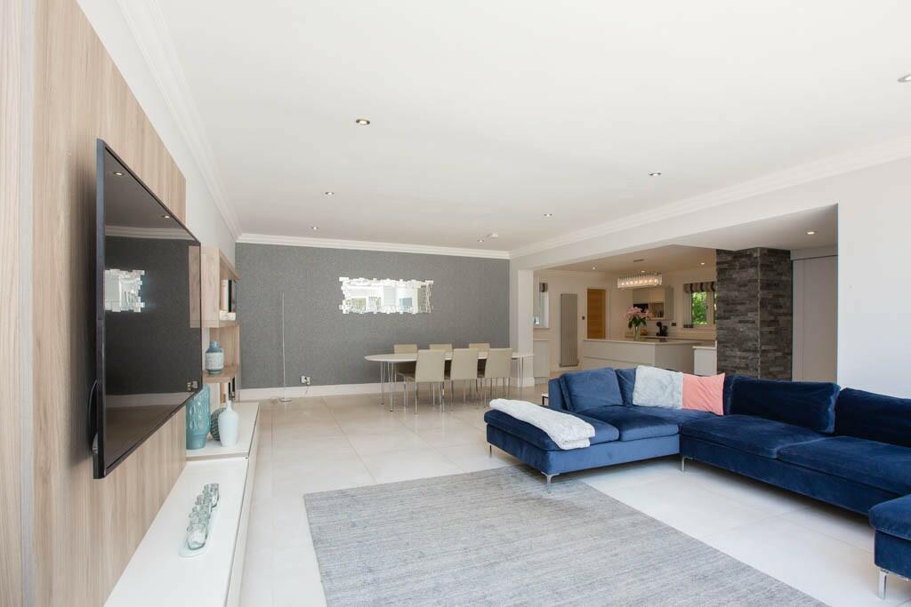 Additional image 44 of Kings Drive, CH48