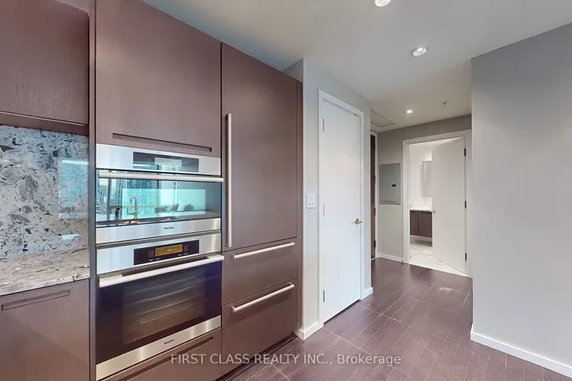 Additional image 11 of 180 University Ave Unit 3502