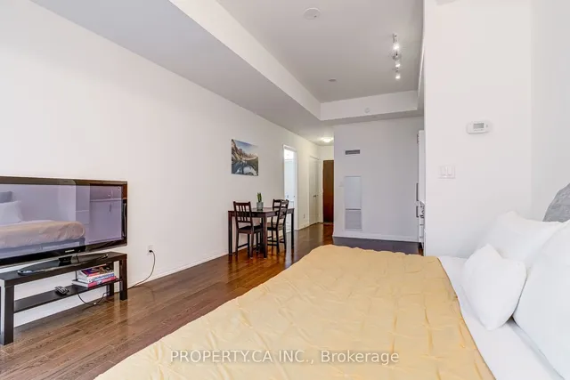 Additional image 13 of 460 Adelaide St Unit 1003