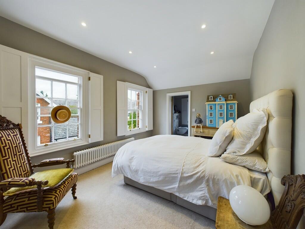 Additional image 9 of Victoria Pathway, Queens Park