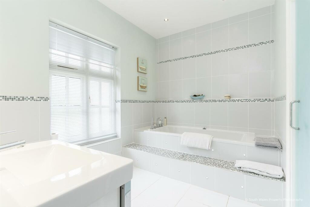 Additional image 7 of Broadway, Llanblethian, Cowbridge, Vale of Glamorgan, CF71 7EY