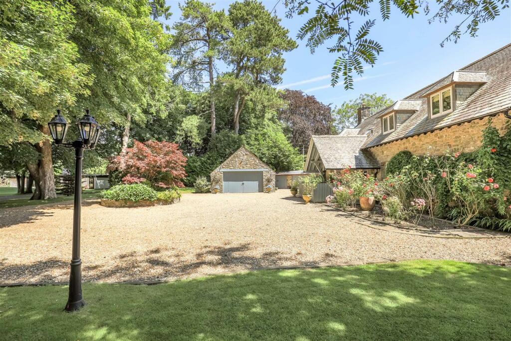 Additional image 30 of Llansannor, Near Cowbridge, Vale of Glamorgan, CF71 7RX