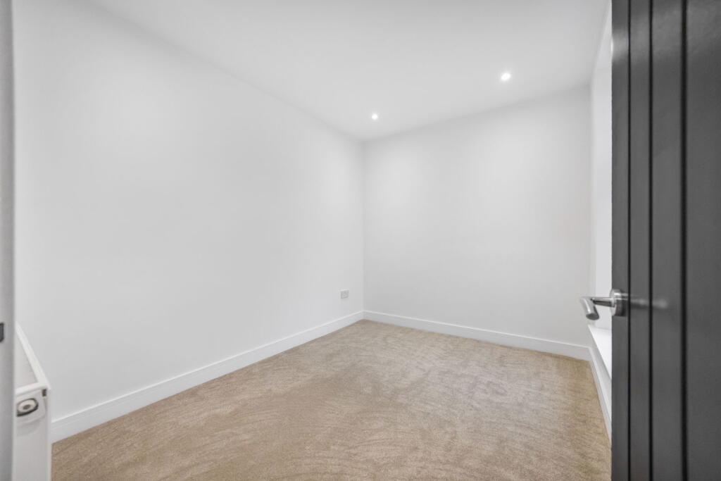 Additional image 18 of Commercial Street, Senghenydd, Caerphilly, CF83 4FZ