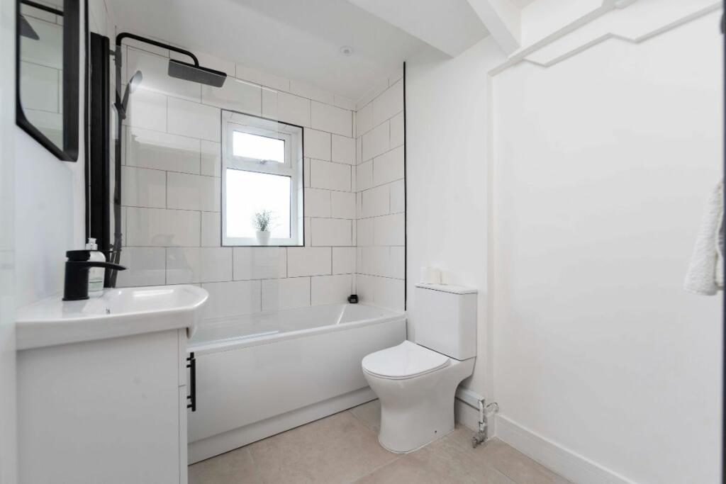 Additional image 12 of Acacia Avenue, Hengoed