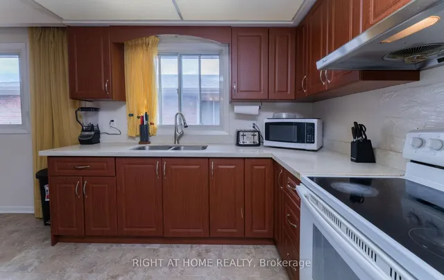 Additional image 5 of 254 Apache Tr