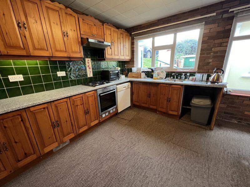 Additional image 4 of 39 Main Road, Ogmore-By-Sea, Vale of Glamorgan CF32 0PD