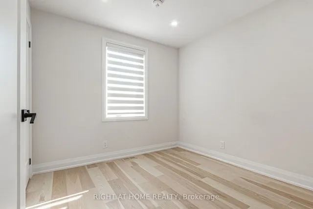 Additional image 15 of 961 Victoria Park Ave