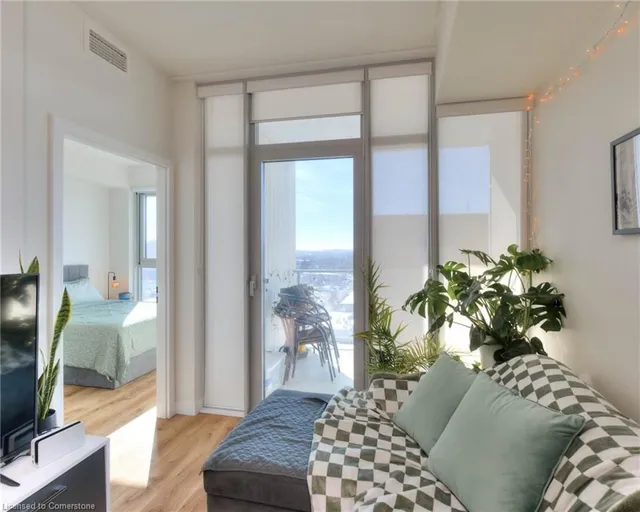 Additional image 4 of 60 Frederick St Unit 1111