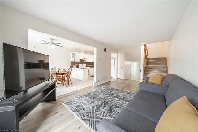 Additional image 3 of 1148 Upper Wentworth St