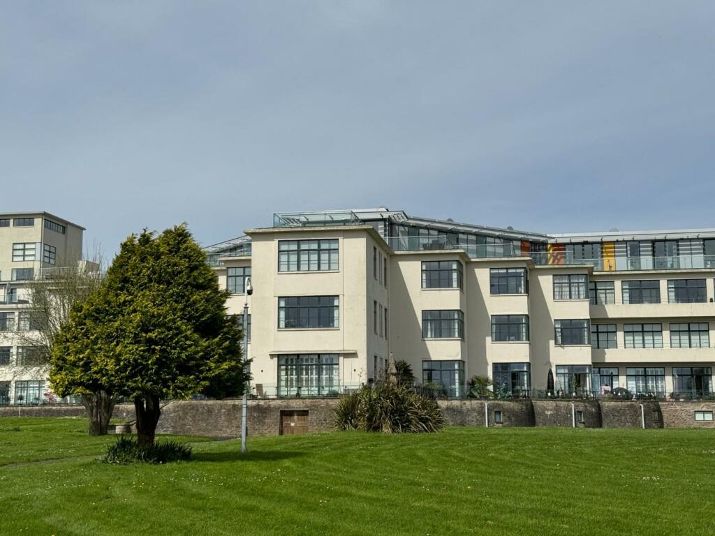 Additional image 19 of Hayes Road, Sully