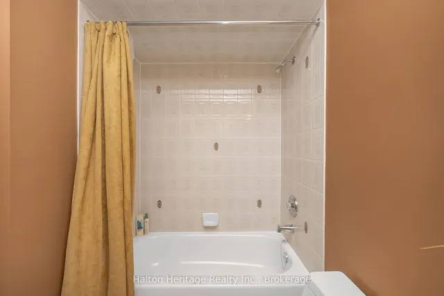 Additional image 24 of 32 Waterwheel Cres