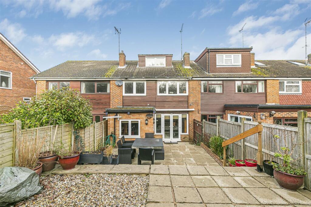 Additional image 20 of Far End, Hatfield