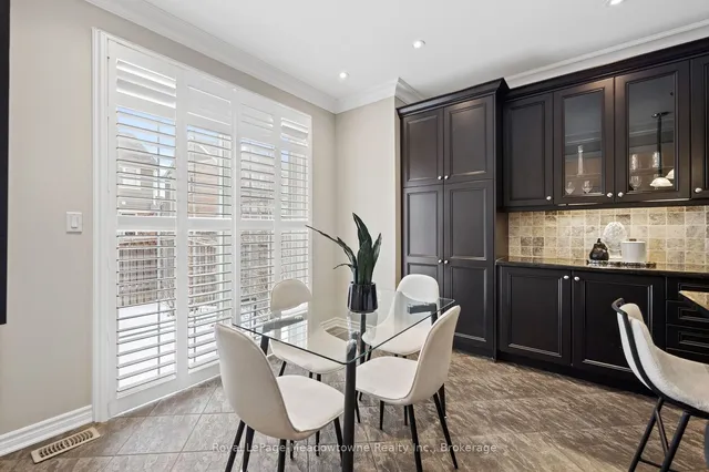 Additional image 6 of 748 Sales Crt