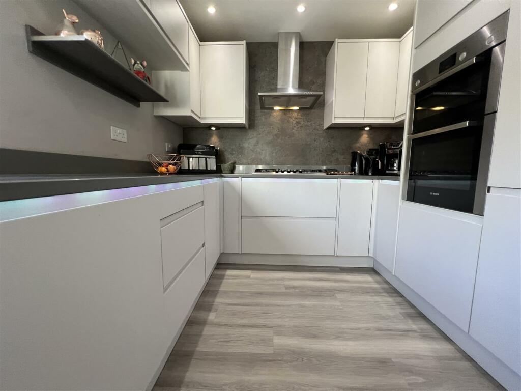 Additional image 7 of Dale View Close, Barnston, Wirral