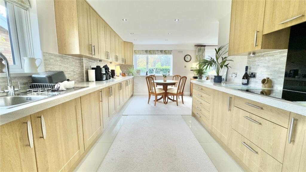 Additional image 6 of Holmwood Avenue, Barnston, Wirral, CH61
