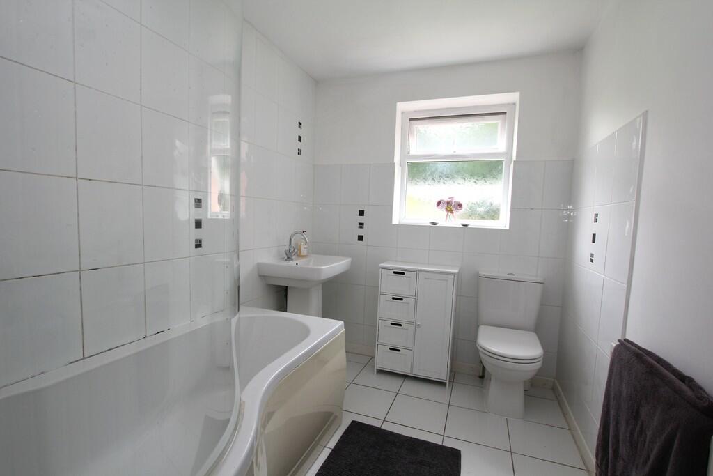 Additional image 16 of Wayside Court, Mickle Trafford, Chester
