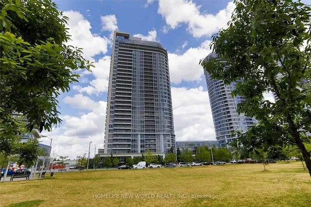 Additional image 13 of 181 Village Green Sq Unit 1515